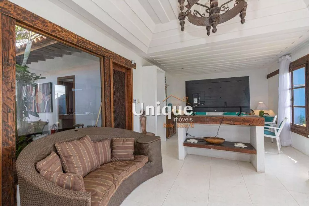 Casa, 4 quartos, 200 m² - Foto 1