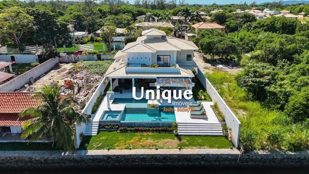 Casa, 5 quartos, 320 m² - Foto 1