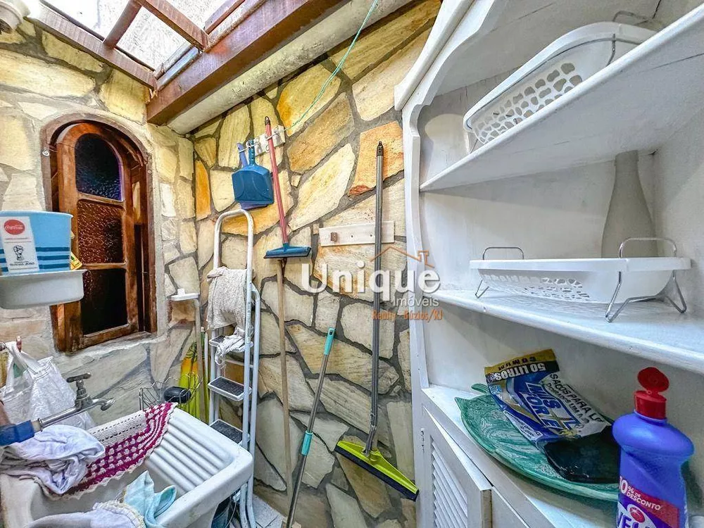 Casa, 4 quartos, 360 m² - Foto 1