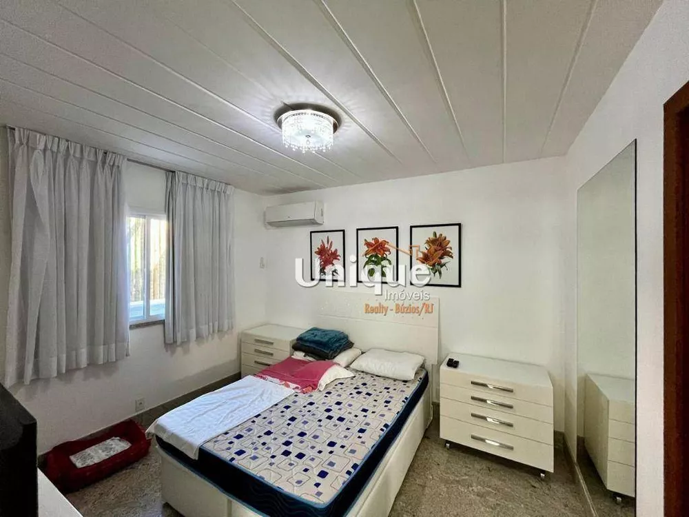 Casa de Condomínio à venda com 4 quartos, 250m² - Foto 4