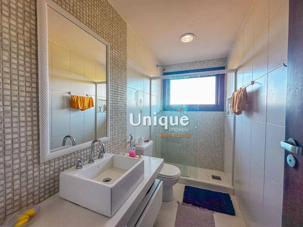 Casa, 6 quartos, 260 m² - Foto 9