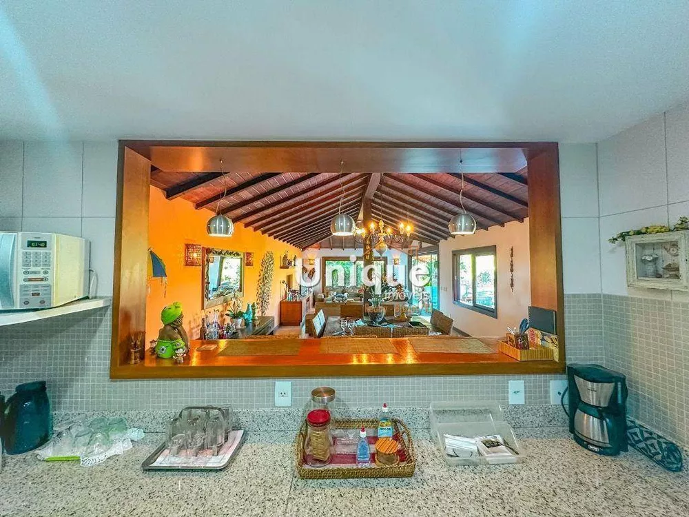 Casa, 6 quartos, 260 m² - Foto 11