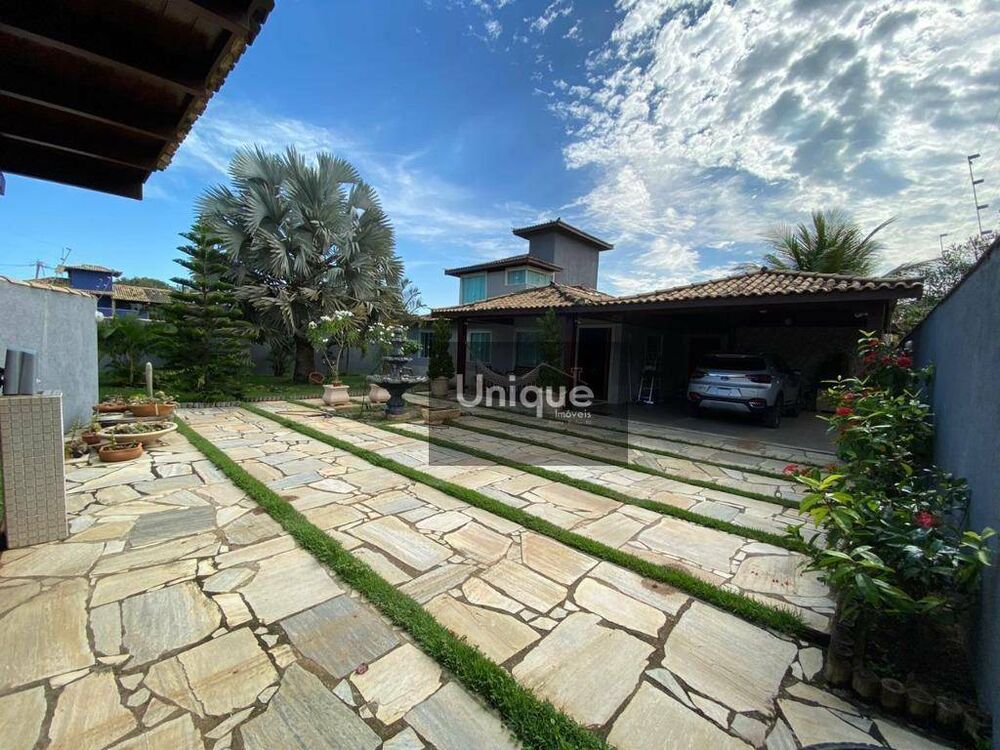 Casa à venda com 3 quartos, 300m² - Foto 3