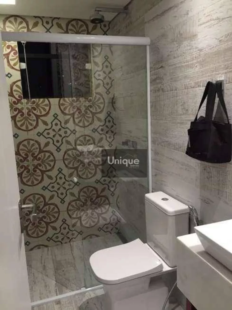 Casa, 4 quartos, 270 m² - Foto 2