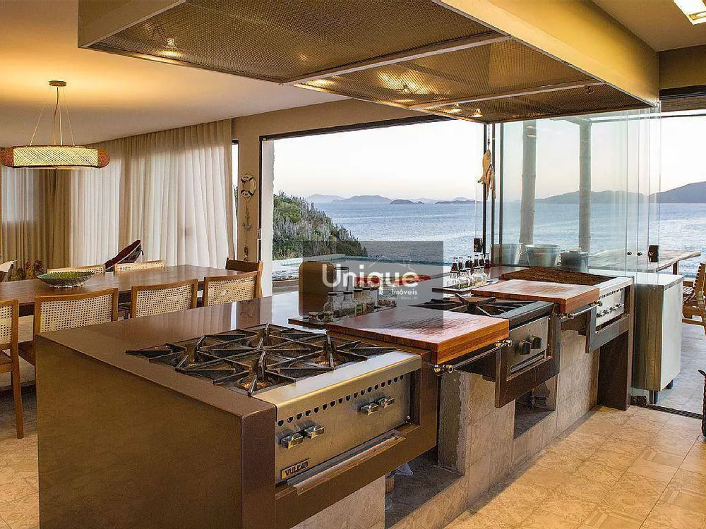 Casa, 4 quartos, 270 m² - Foto 3