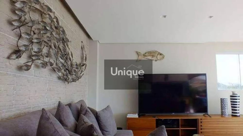 Casa, 4 quartos, 270 m² - Foto 20