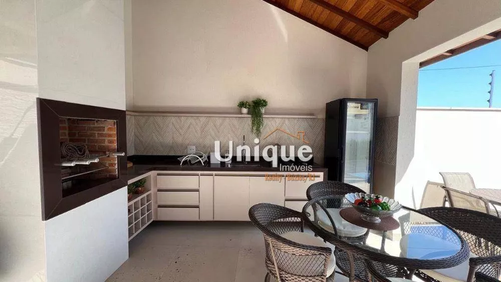 Casa, 3 quartos, 207 m² - Foto 33