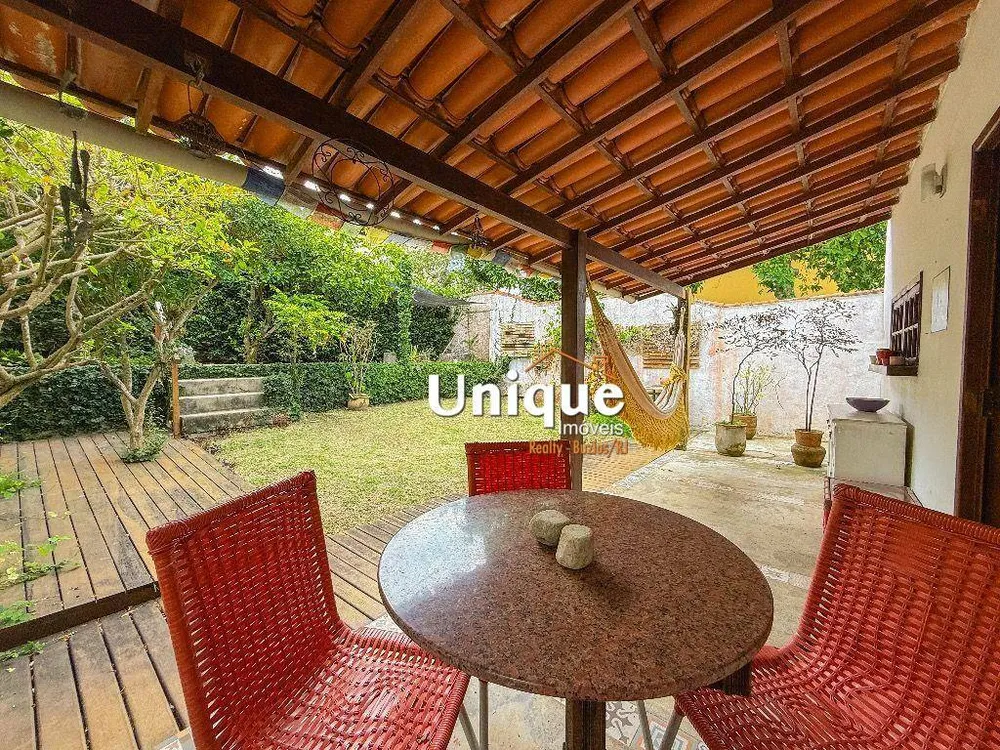 Casa, 5 quartos, 240 m² - Foto 33