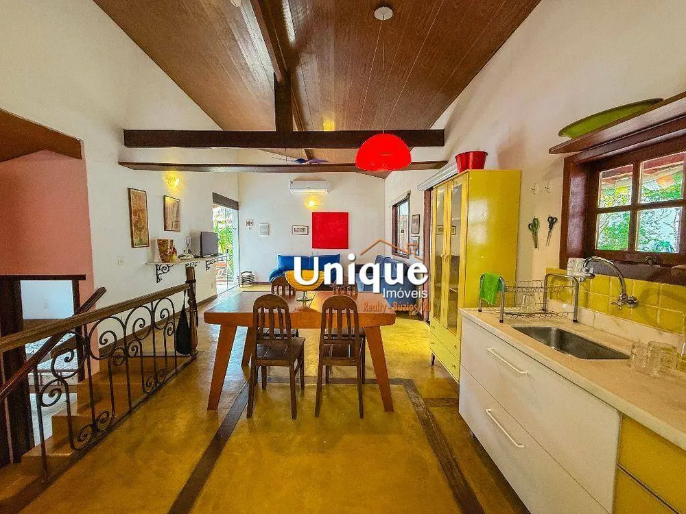 Casa, 5 quartos, 240 m² - Foto 37