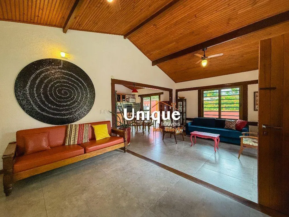Casa, 5 quartos, 240 m² - Foto 14