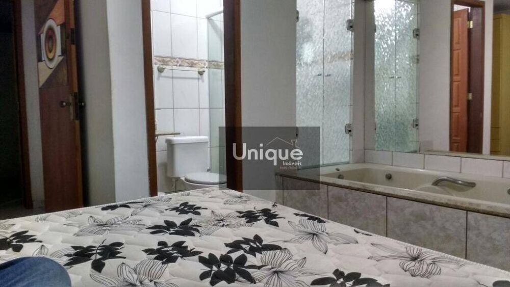 Casa, 4 quartos, 180 m² - Foto 11