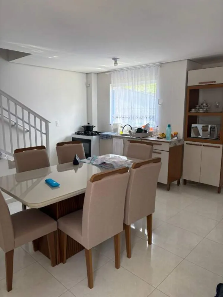 Casa, 3 quartos, 105 m² - Foto 2