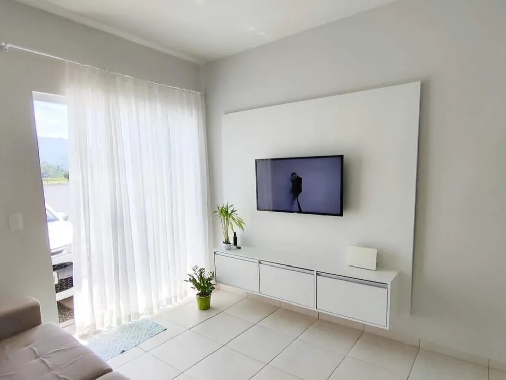 Casa, 2 quartos, 73 m² - Foto 1
