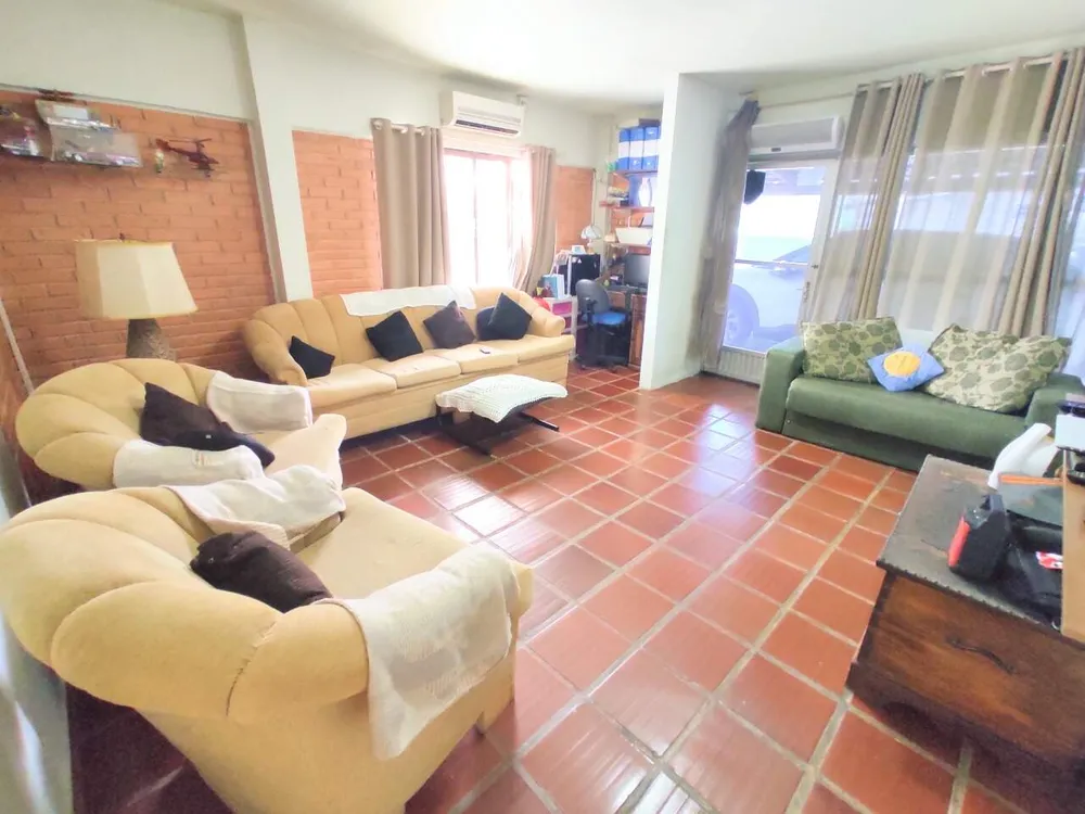 Casa, 3 quartos, 210 m² - Foto 3