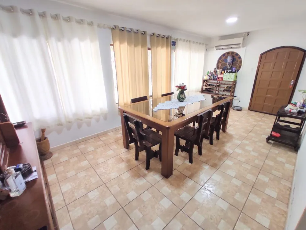 Casa, 3 quartos, 210 m² - Foto 5