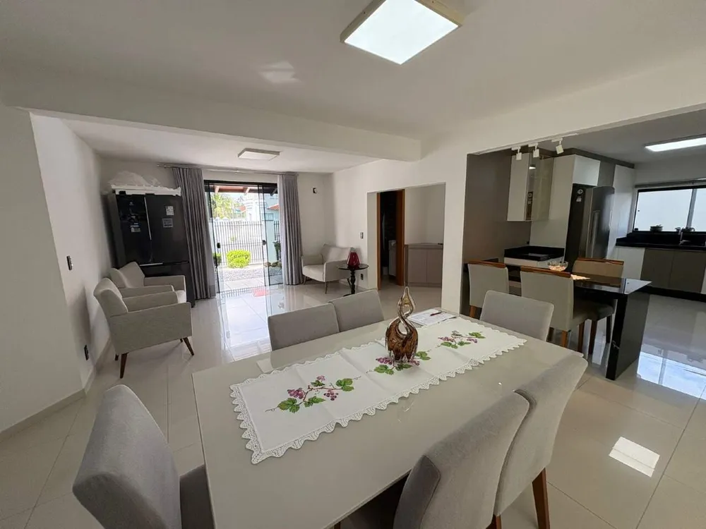 Sobrado, 3 quartos, 230 m² - Foto 4