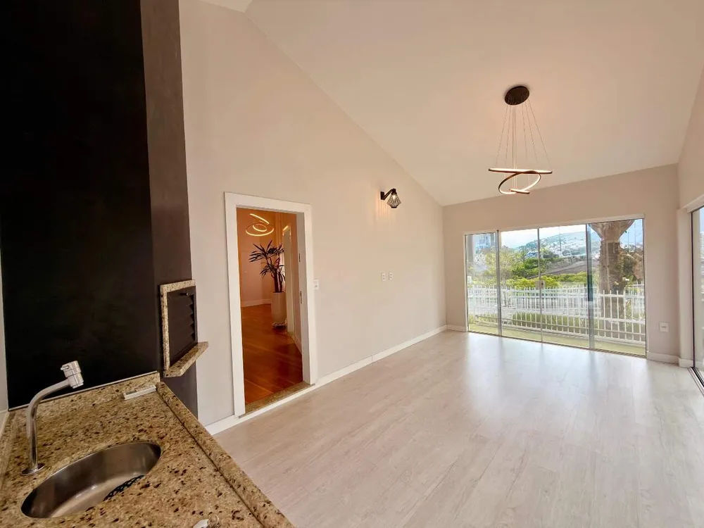 Casa, 3 quartos, 176 m² - Foto 5
