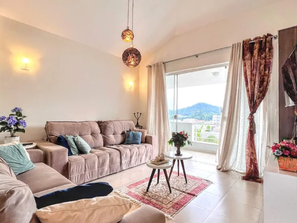 Casa, 4 quartos, 265 m² - Foto 2