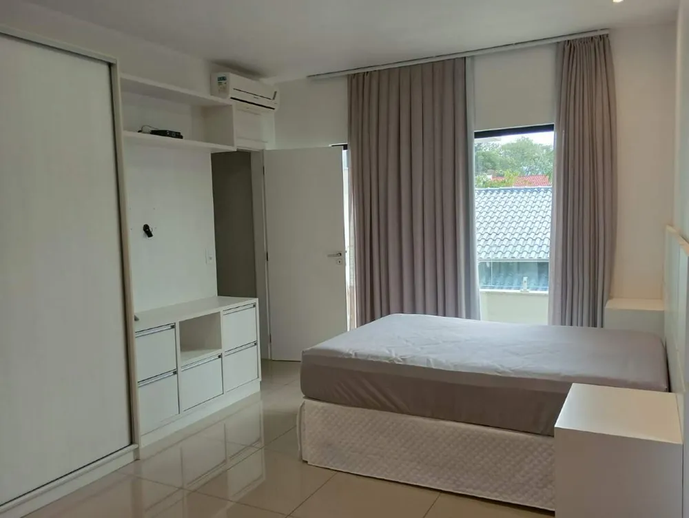 Casa, 4 quartos, 300 m² - Foto 13