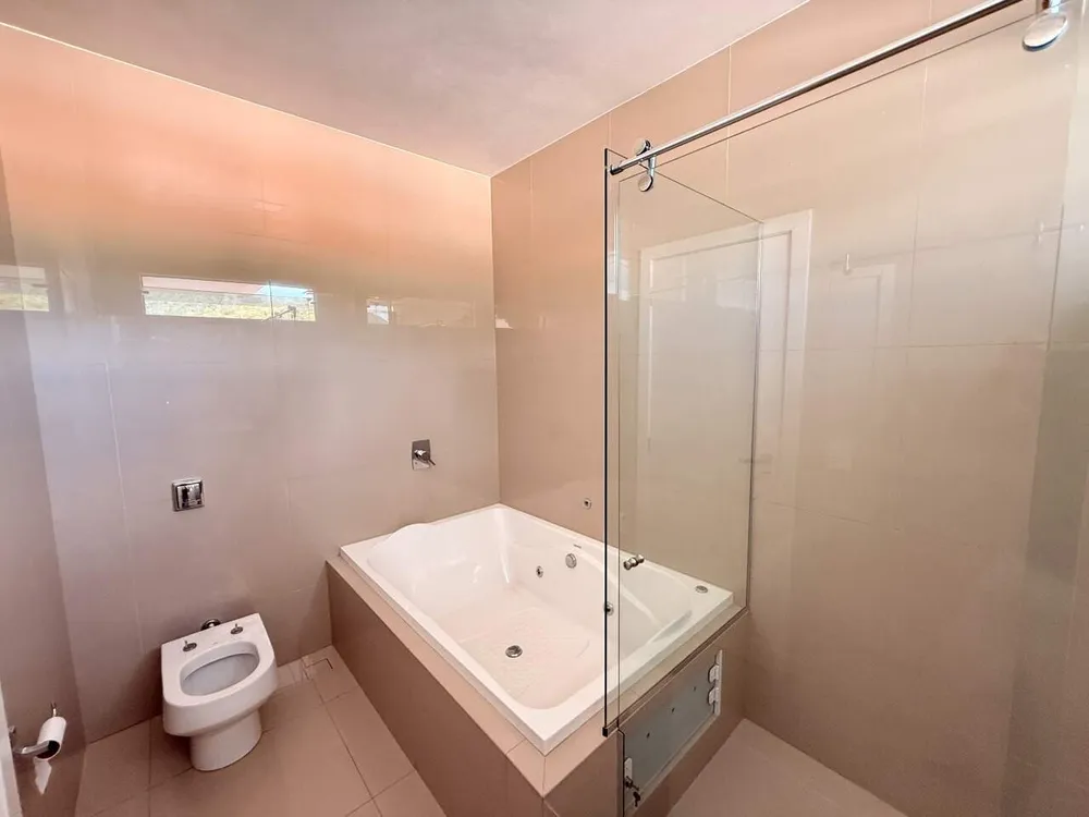 Casa, 4 quartos, 300 m² - Foto 3