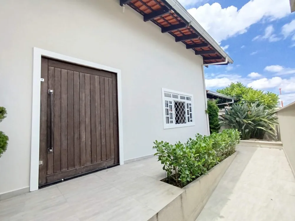 Casa, 3 quartos, 208 m² - Foto 2