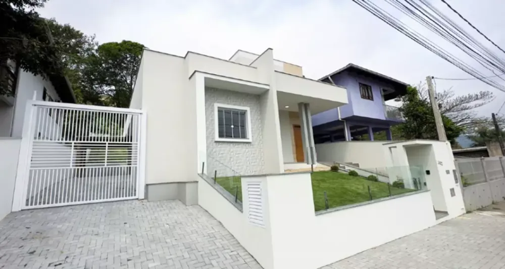 Casa, 3 quartos, 173 m² - Foto 1