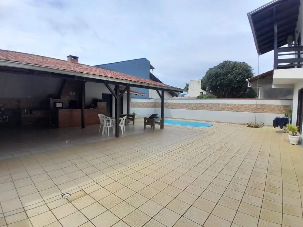 Sobrado, 3 quartos, 231 m² - Foto 3