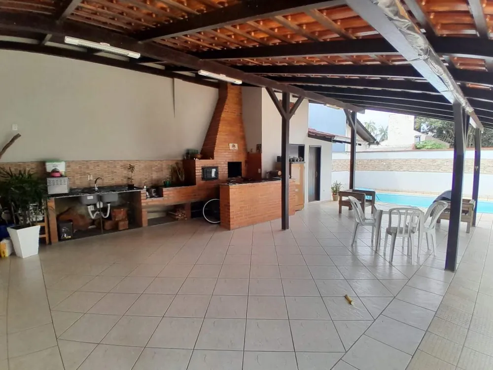 Sobrado, 3 quartos, 231 m² - Foto 2