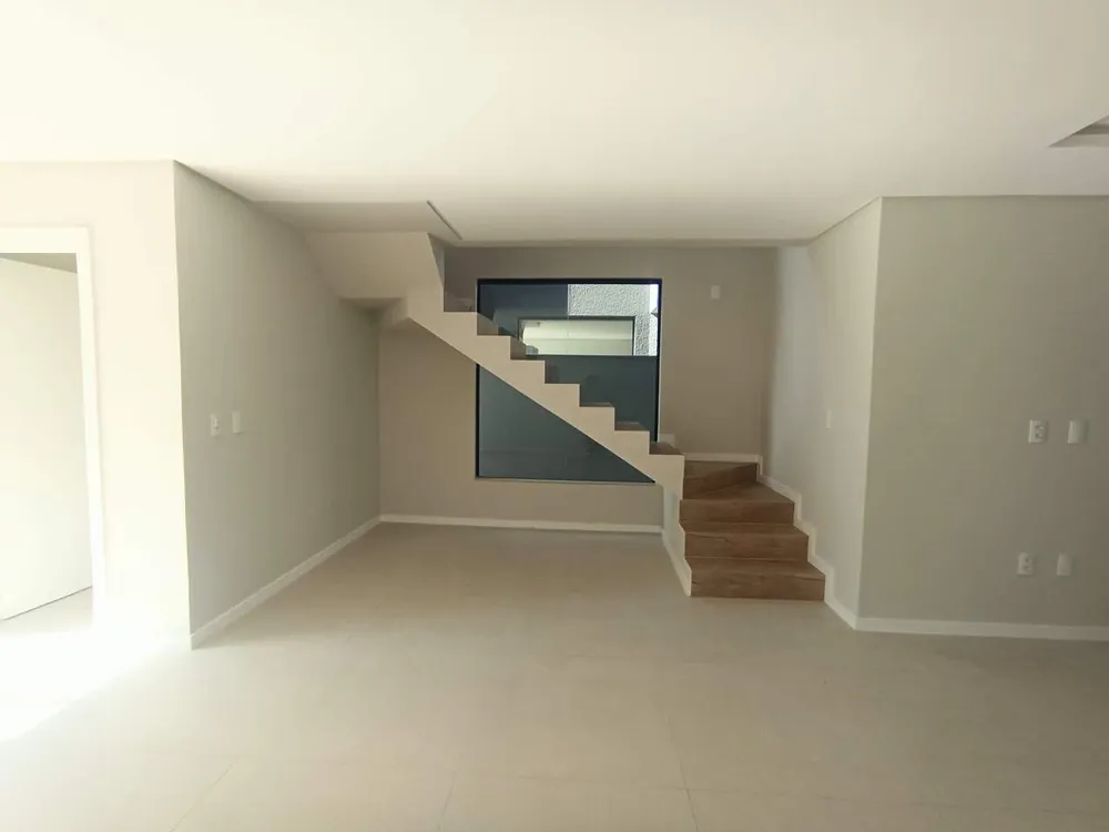 Casa, 3 quartos, 142 m² - Foto 3