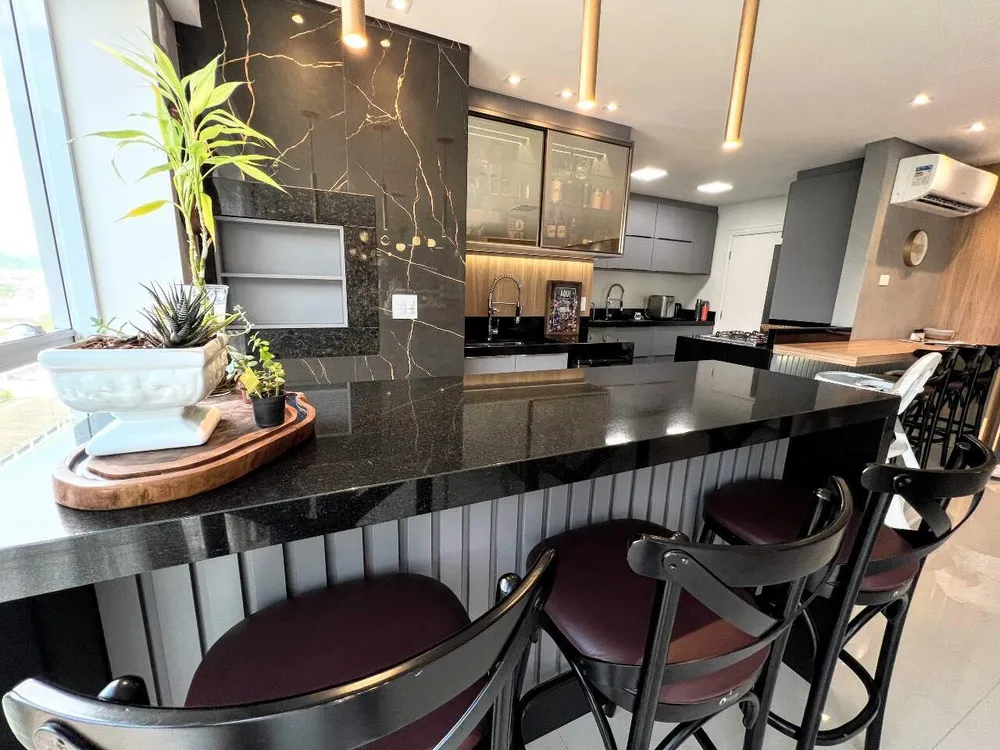 Apartamento, 3 quartos, 129 m² - Foto 1