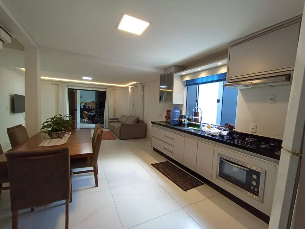 Casa, 2 quartos, 264 m² - Foto 2