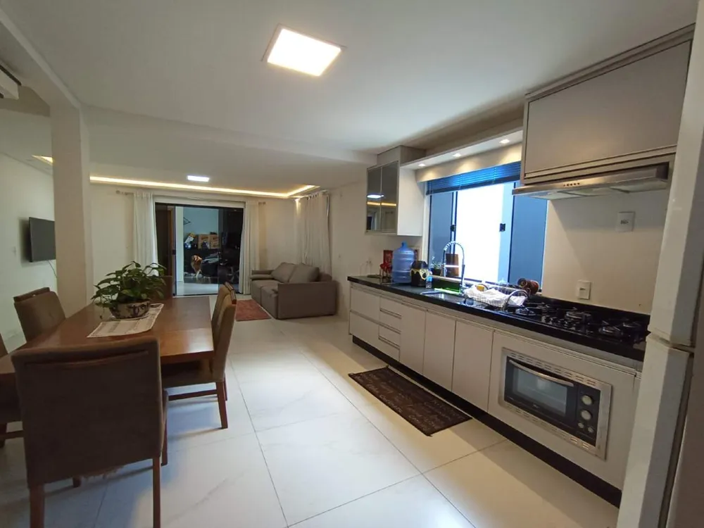 Casa, 2 quartos, 264 m² - Foto 7