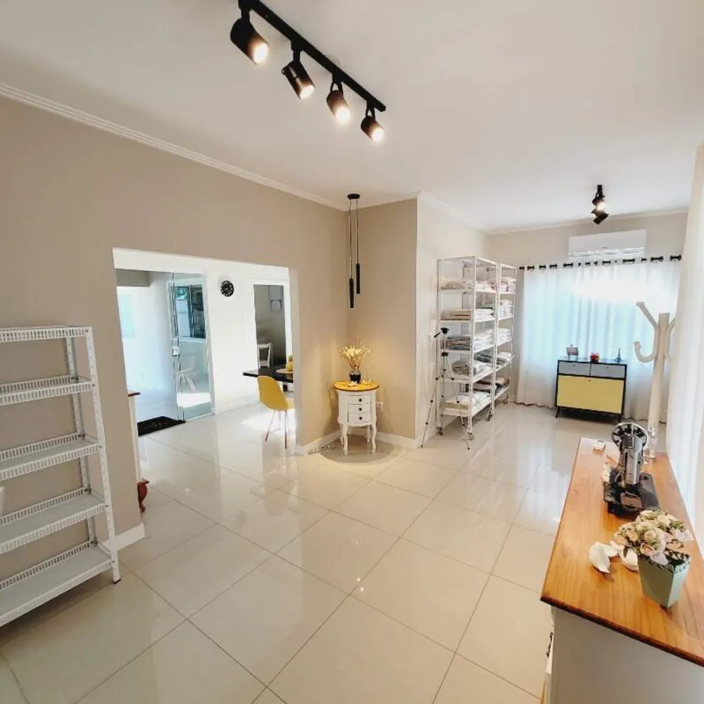 Casa, 3 quartos, 178 m² - Foto 11