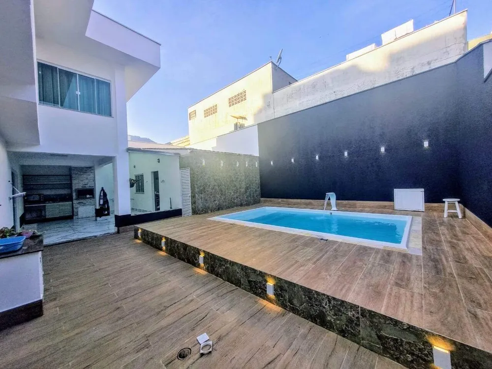 Sobrado, 3 quartos, 255 m² - Foto 1
