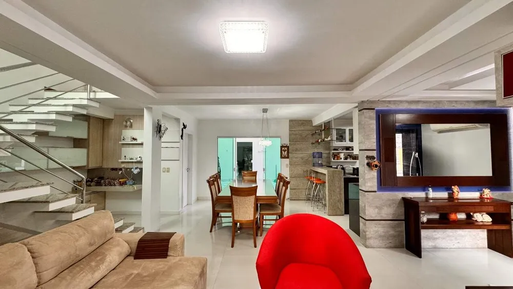 Sobrado, 3 quartos, 255 m² - Foto 2