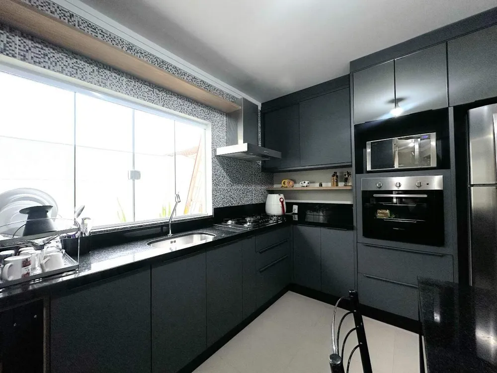 Casa, 3 quartos, 180 m² - Foto 4