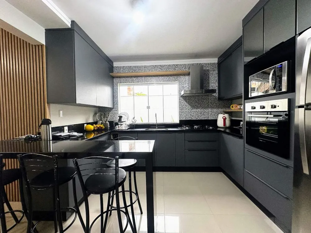 Casa, 3 quartos, 180 m² - Foto 5