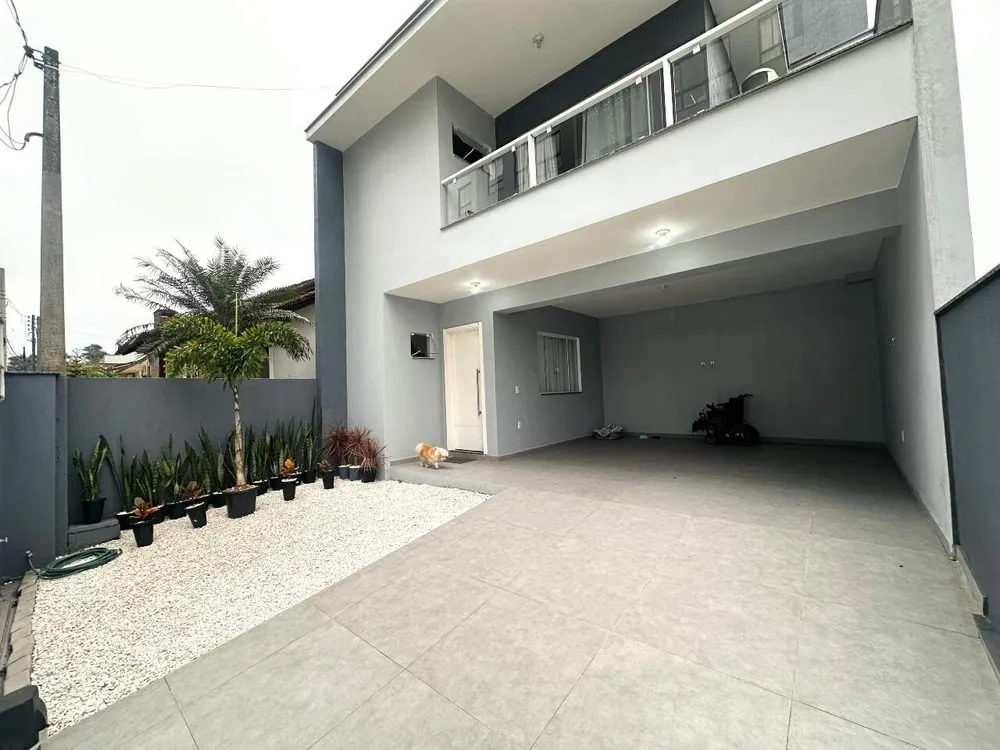 Casa, 3 quartos, 180 m² - Foto 1