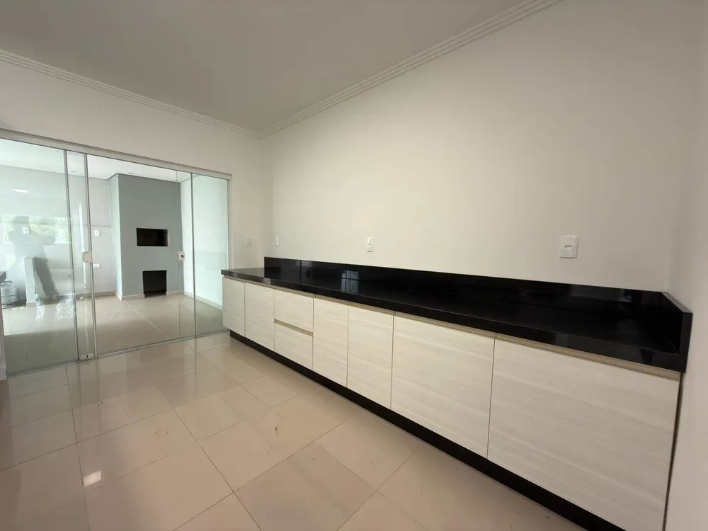 Casa, 3 quartos, 200 m² - Foto 6