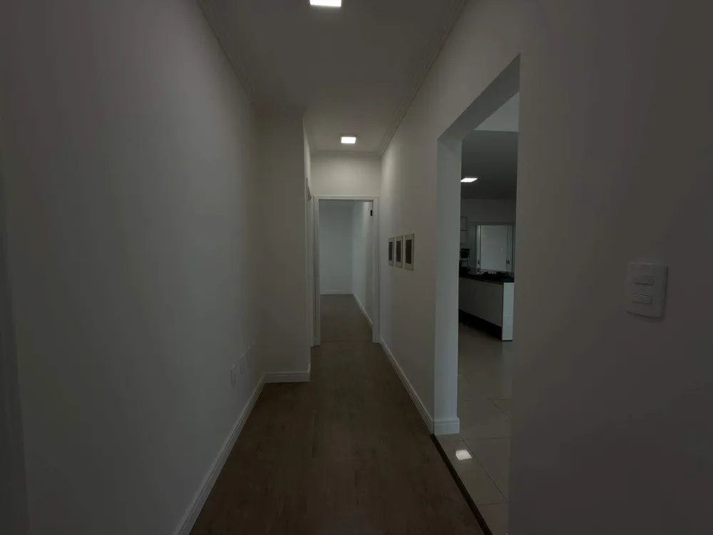 Casa, 3 quartos, 200 m² - Foto 12