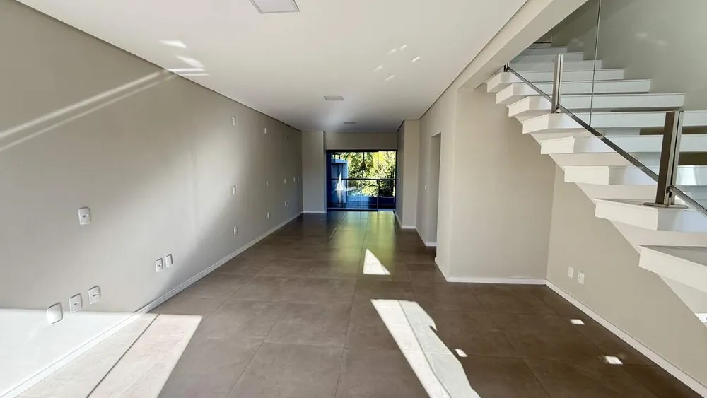 Casa, 2 quartos, 187 m² - Foto 2
