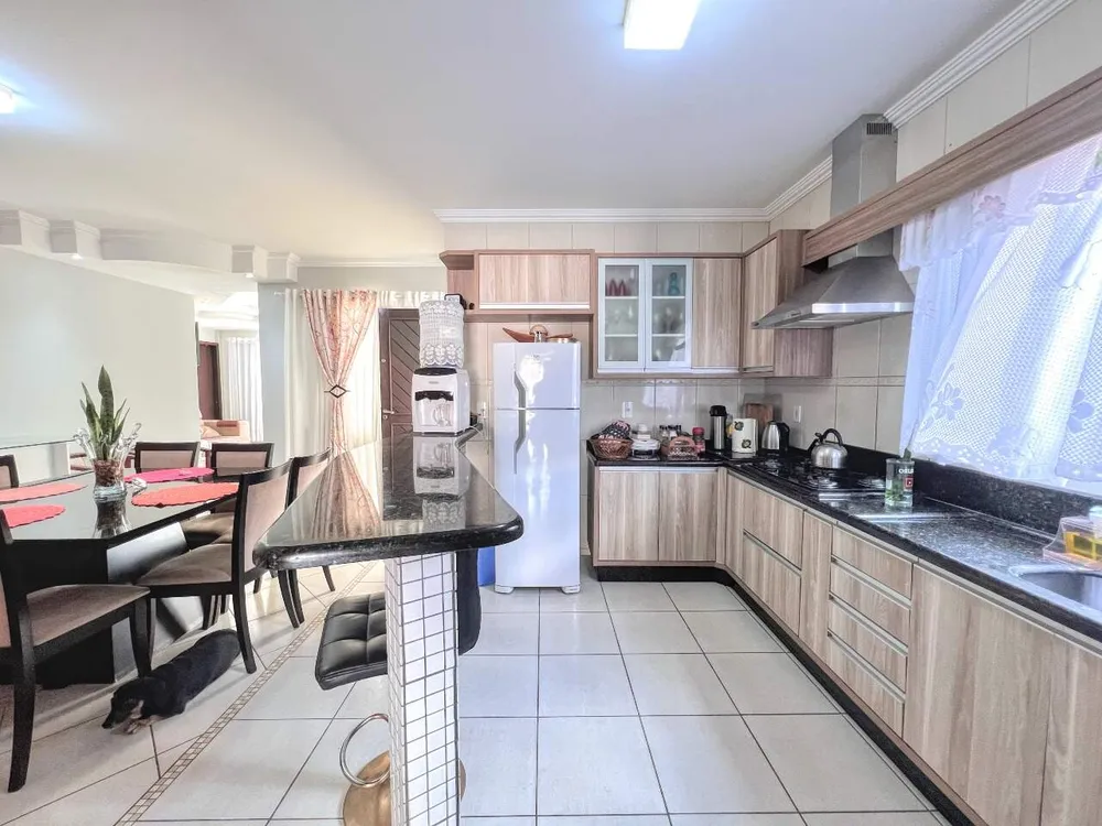 Casa, 3 quartos, 186 m² - Foto 6