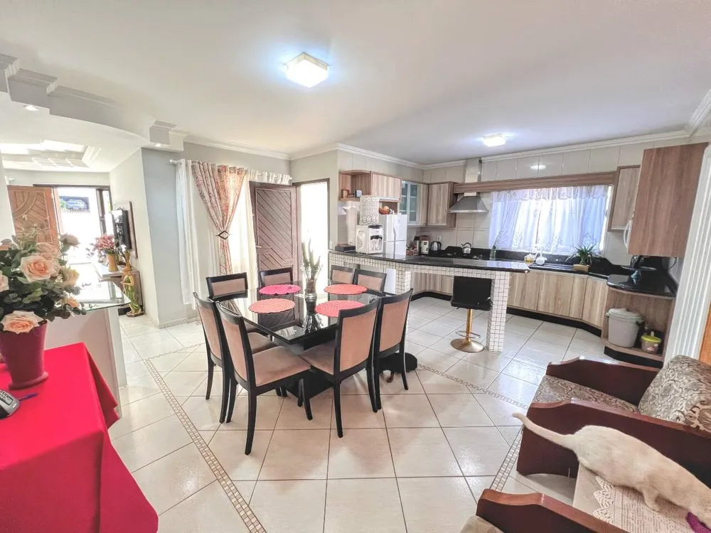 Casa, 3 quartos, 186 m² - Foto 4