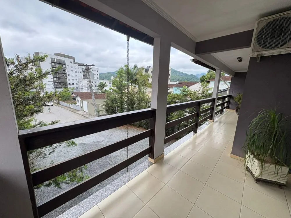Sobrado, 3 quartos, 285 m² - Foto 2