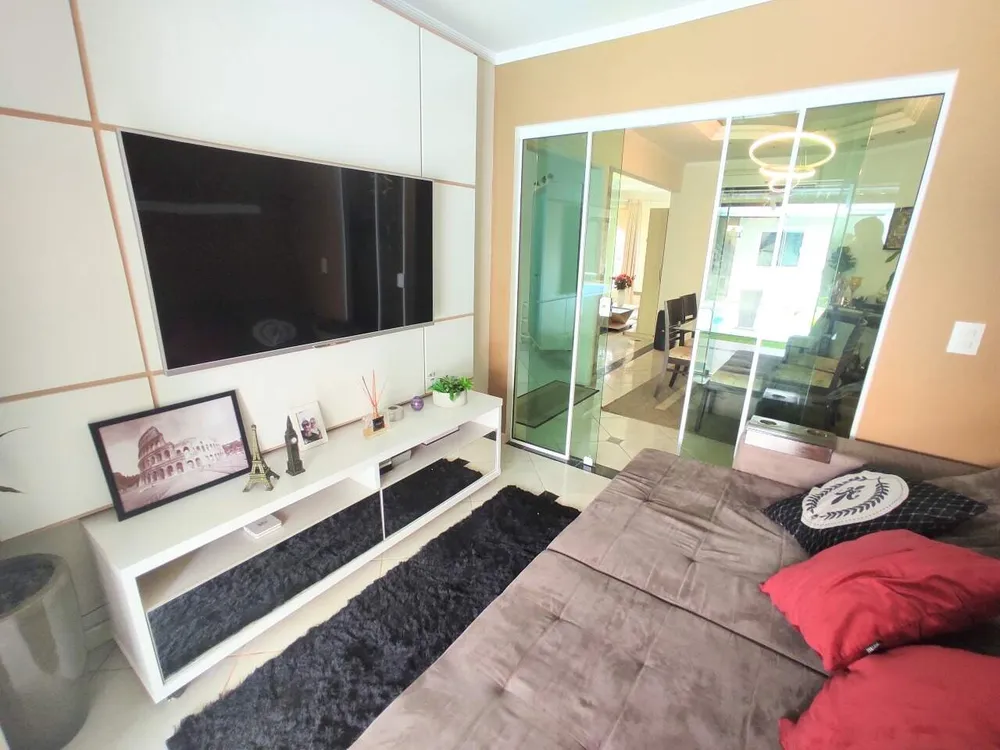 Casa, 3 quartos, 199 m² - Foto 8