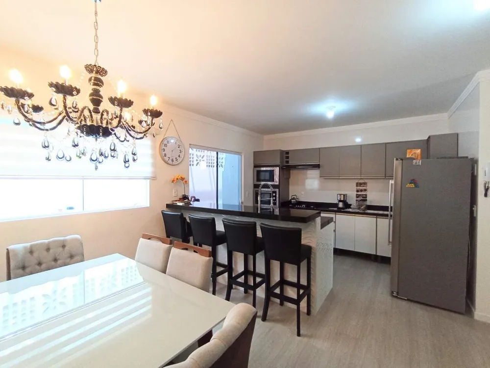Casa, 3 quartos, 107 m² - Foto 2