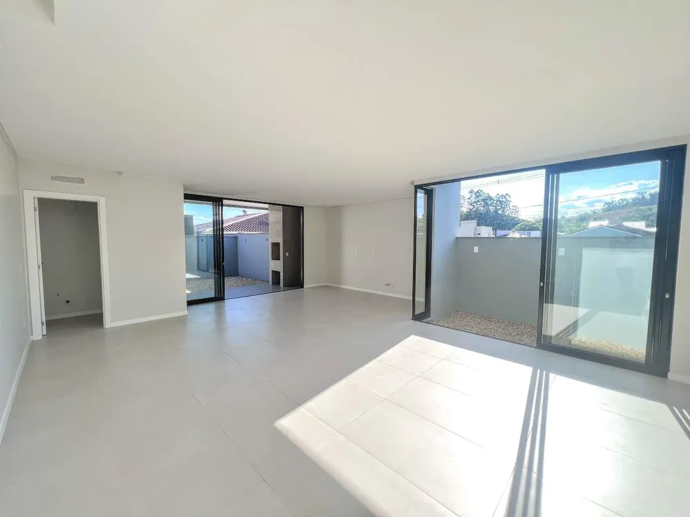 Casa, 3 quartos, 192 m² - Foto 3
