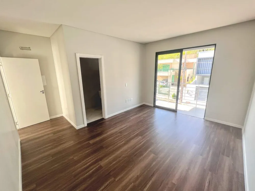 Casa, 3 quartos, 192 m² - Foto 8