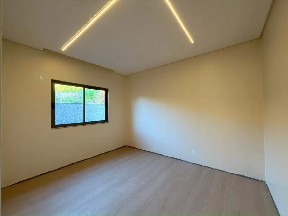 Casa, 3 quartos, 182 m² - Foto 8