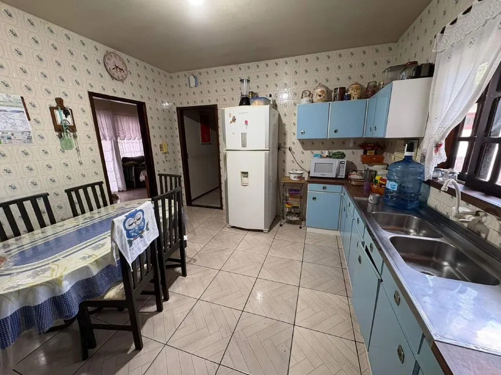 Casa, 3 quartos, 185 m² - Foto 2